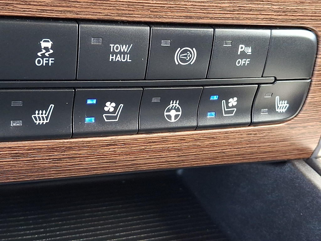 Thumbnail: 2014 RAM 3500 - 28