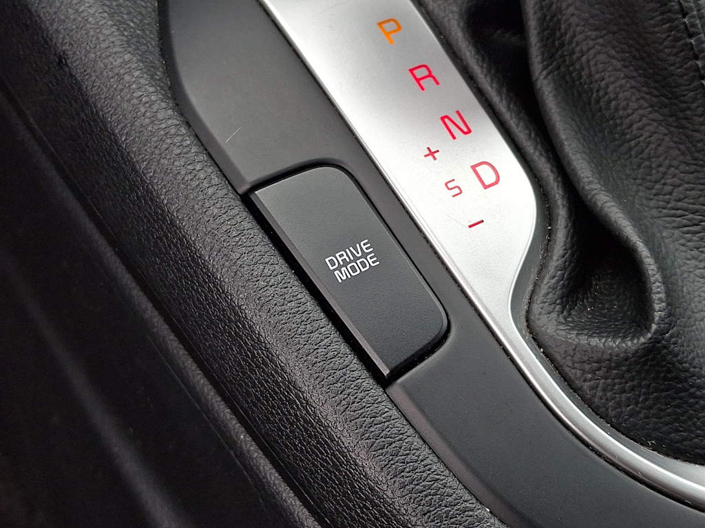 Thumbnail: 2023 Kia Forte - 15
