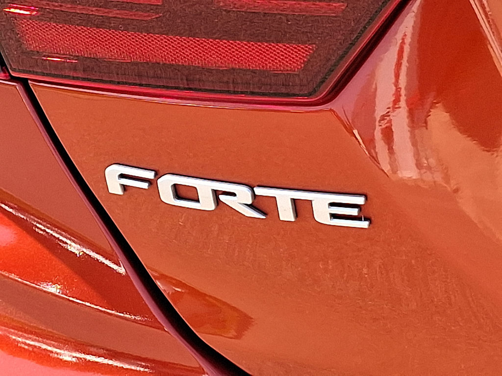 Thumbnail: 2023 Kia Forte - 29