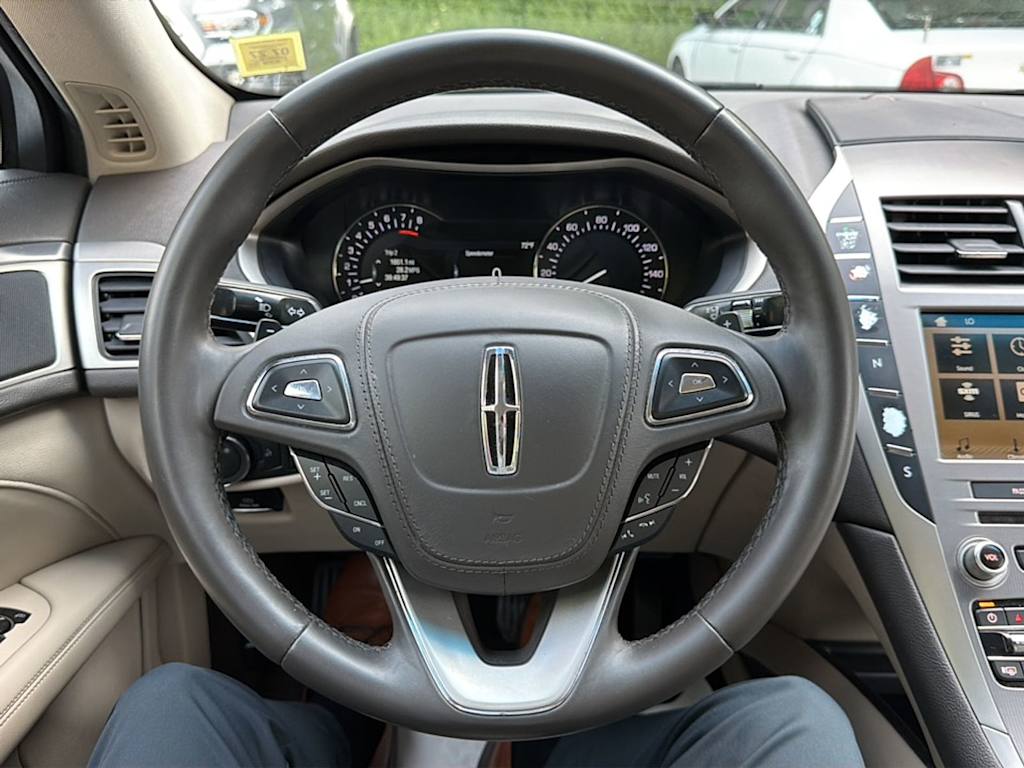 Thumbnail: 2018 Lincoln MKZ - 2