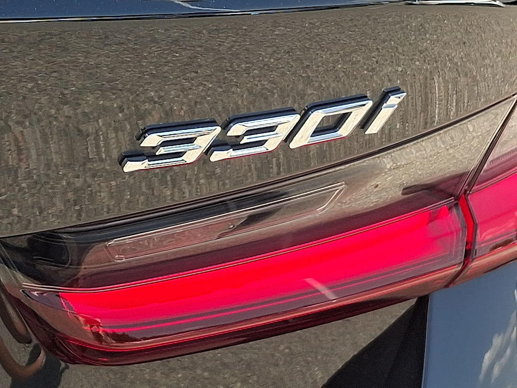 Thumbnail: 2023 BMW 3 Series - 32