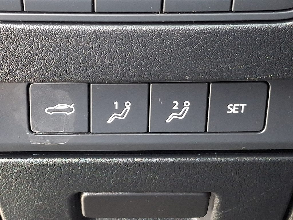 Thumbnail: 2024 Mazda Mazda3 - 25