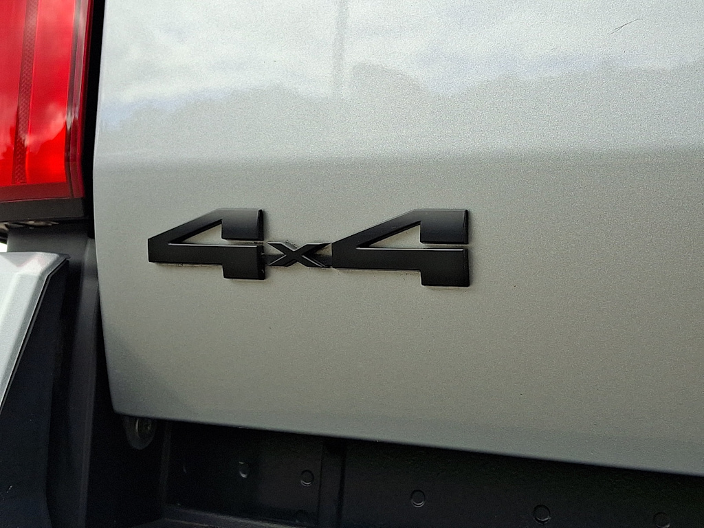Thumbnail: 2024 Toyota Tacoma - 7