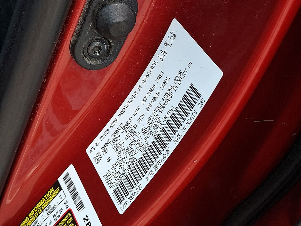 Thumbnail: 2021 Toyota Tacoma - 16