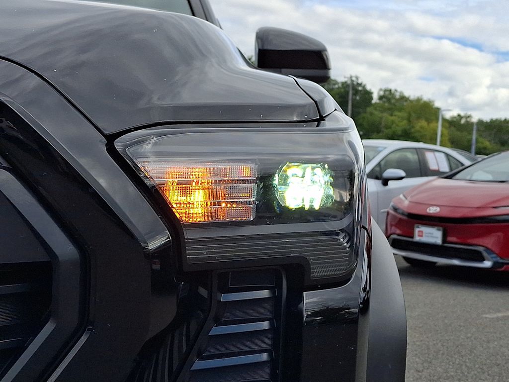 Thumbnail: 2024 Toyota Tacoma - 19