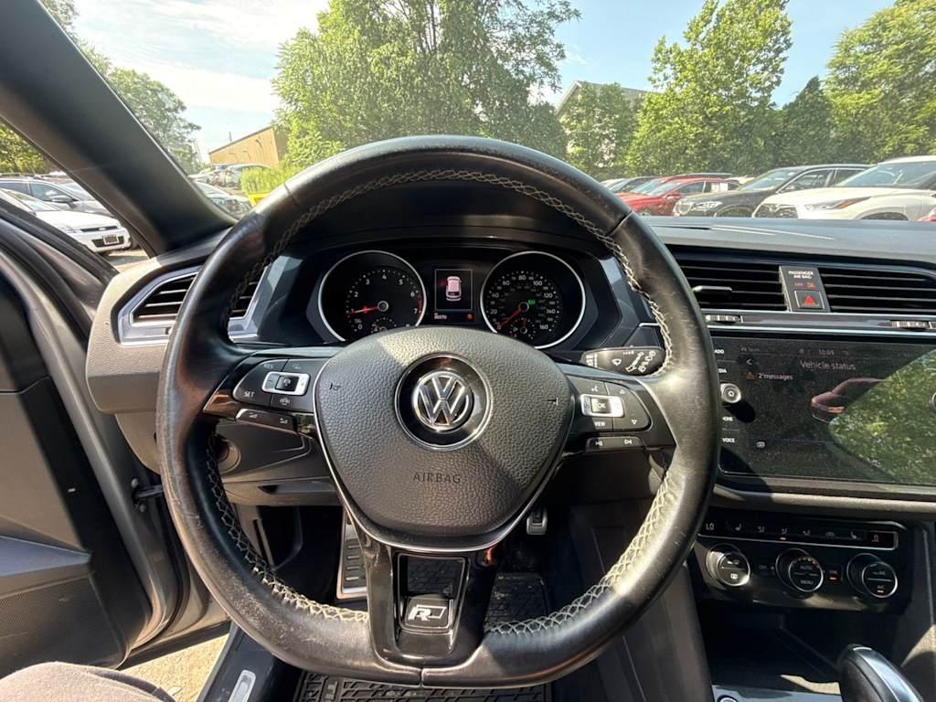 Thumbnail: 2021 Volkswagen Tiguan - 2