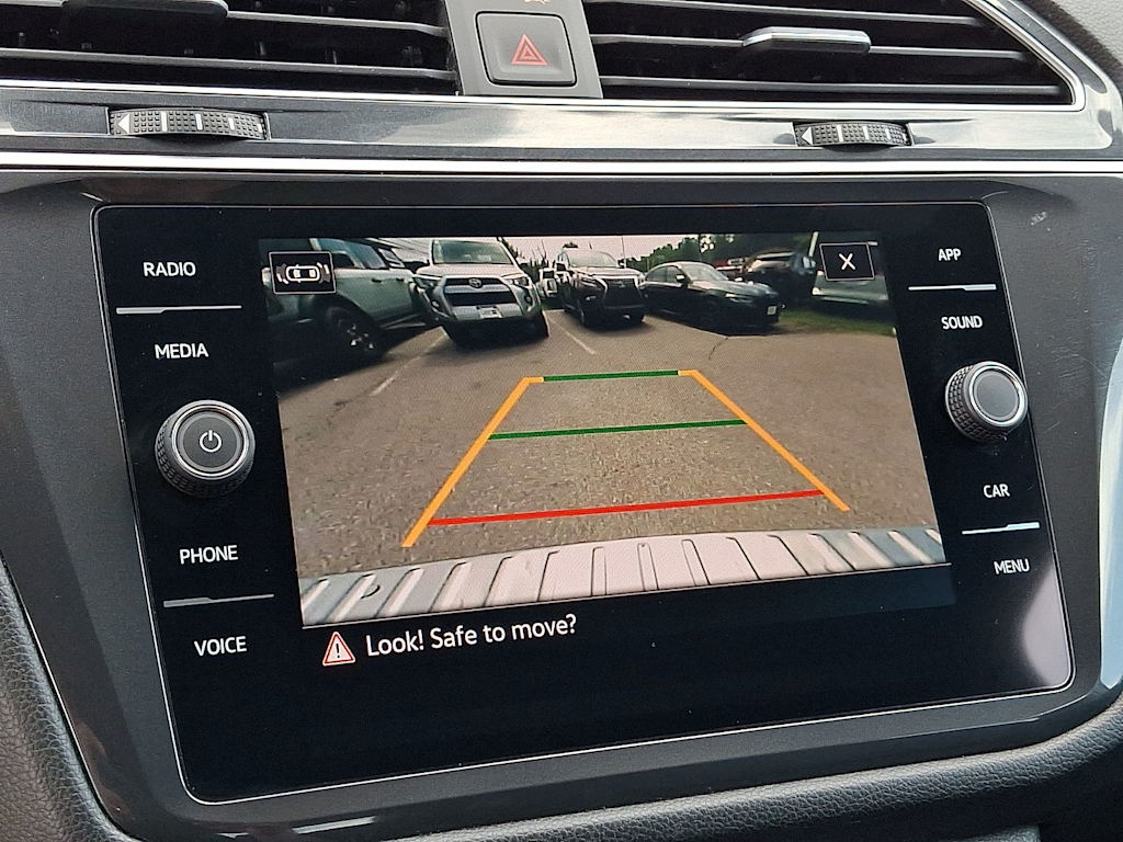 Thumbnail: 2024 Volkswagen Tiguan - 25
