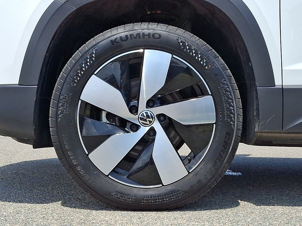 Thumbnail: 2025 Volkswagen Taos - 8