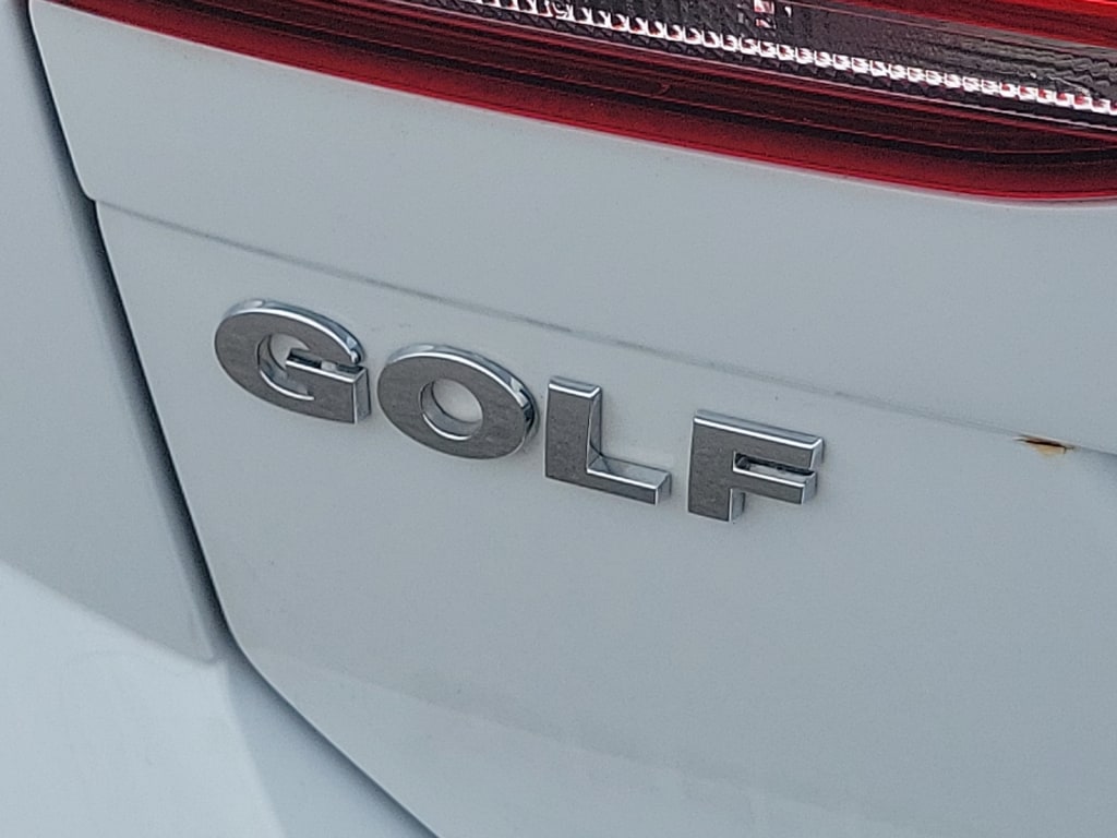 2016 Volkswagen Golf S 25