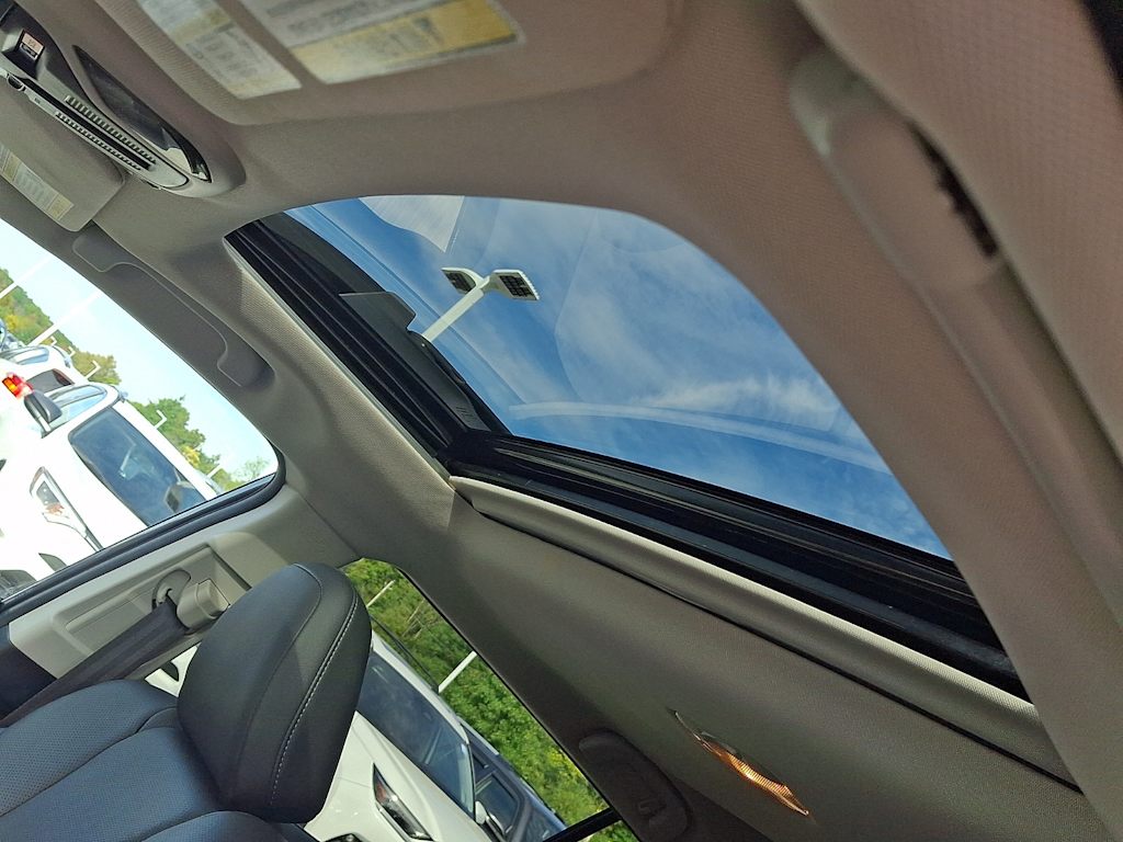 Thumbnail: 2022 Subaru Outback - 22