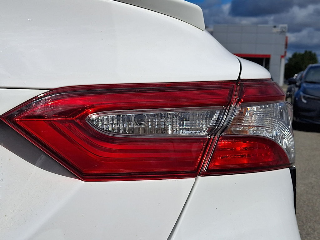 Thumbnail: 2018 Toyota Camry - 30