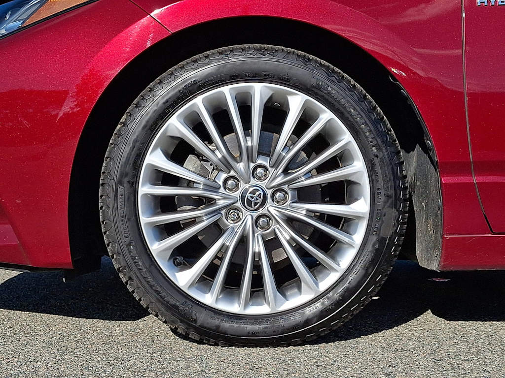 Thumbnail: 2021 Toyota Avalon - 8