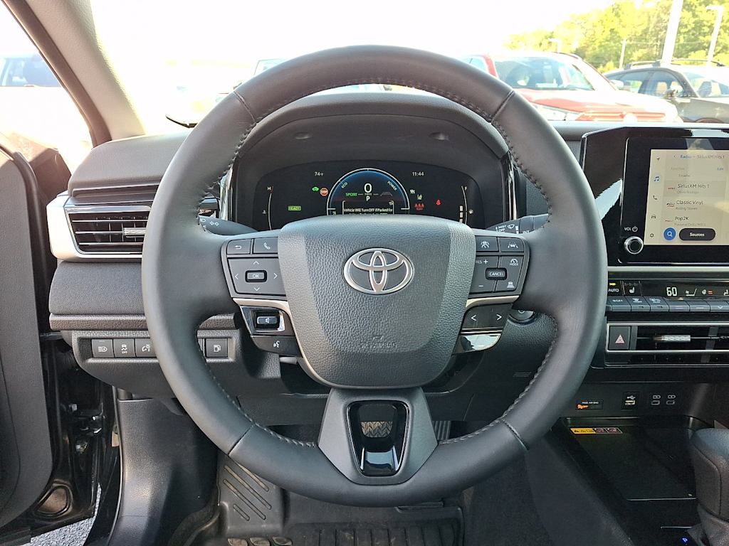 Thumbnail: 2025 Toyota Camry - 9