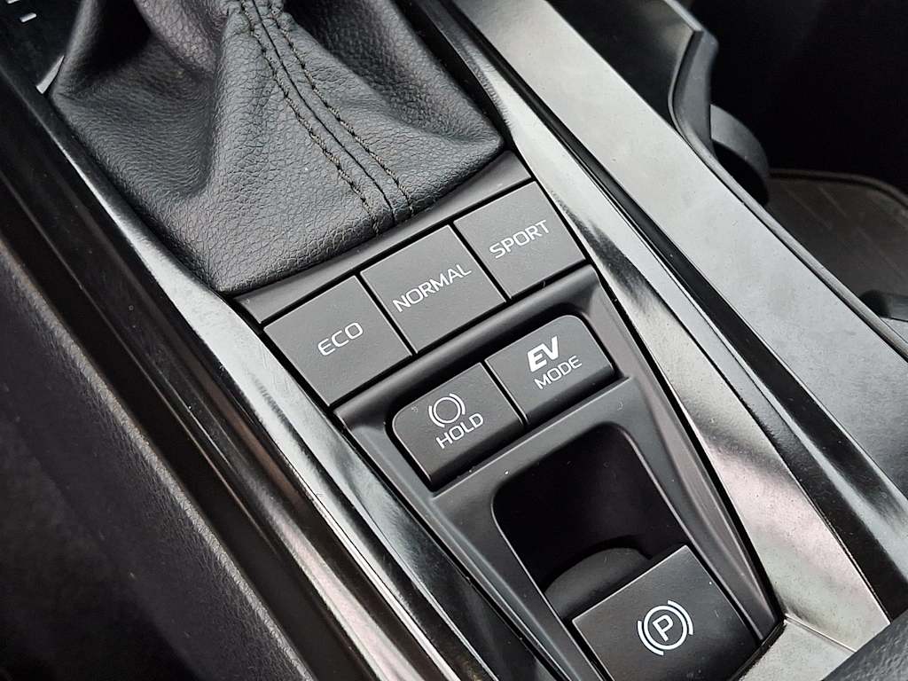 Thumbnail: 2025 Toyota Camry - 29