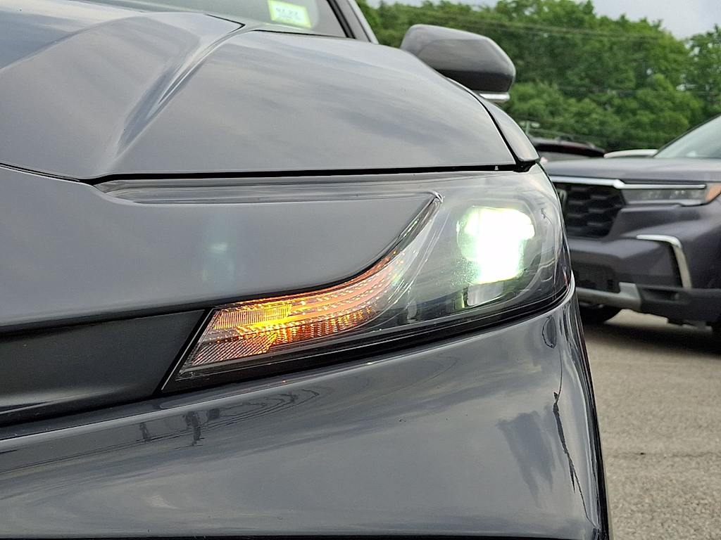 Thumbnail: 2025 Toyota Camry - 7