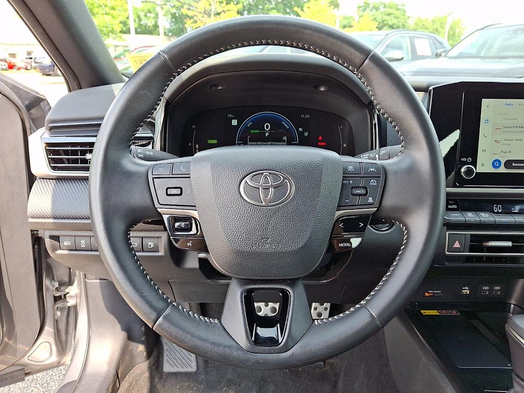 Thumbnail: 2025 Toyota Camry - 9