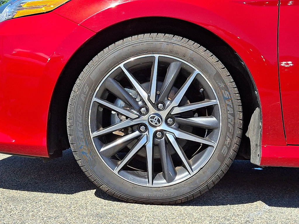 Thumbnail: 2023 Toyota Camry - 8