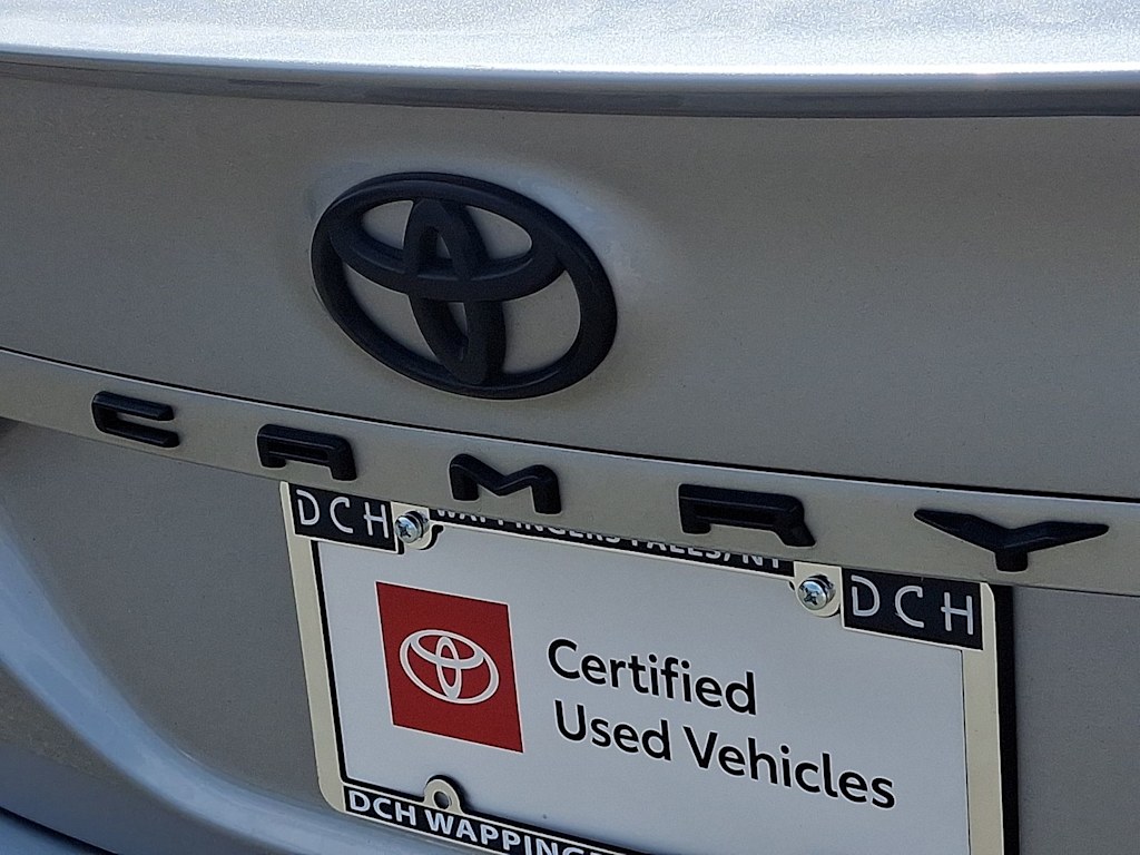 Thumbnail: 2023 Toyota Camry - 7