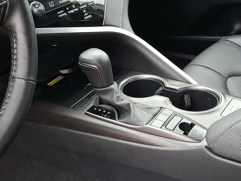 Thumbnail: 2023 Toyota Camry - 13