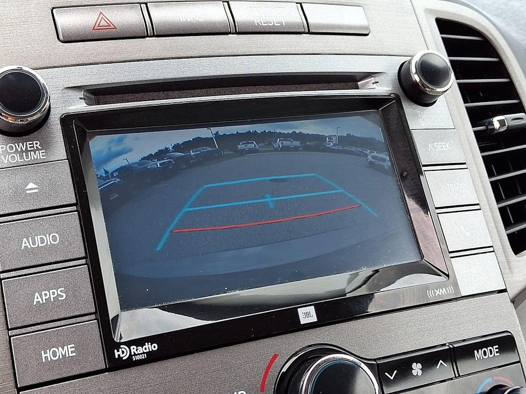 Thumbnail: 2015 Toyota Venza - 26