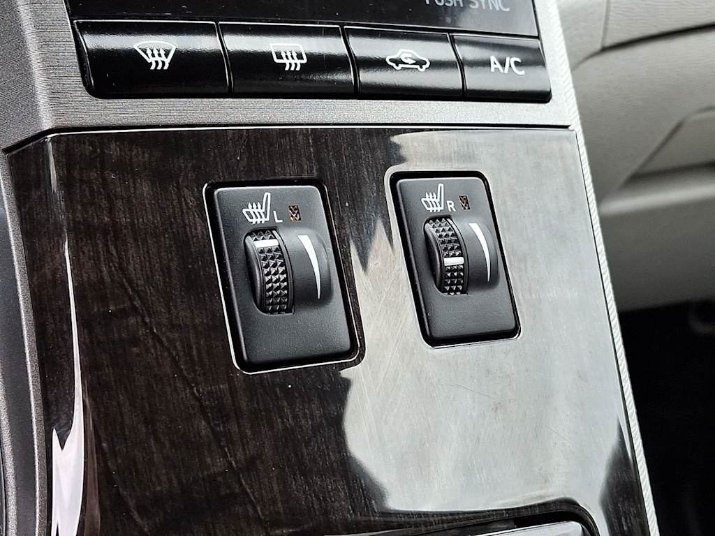 Thumbnail: 2015 Toyota Venza - 30