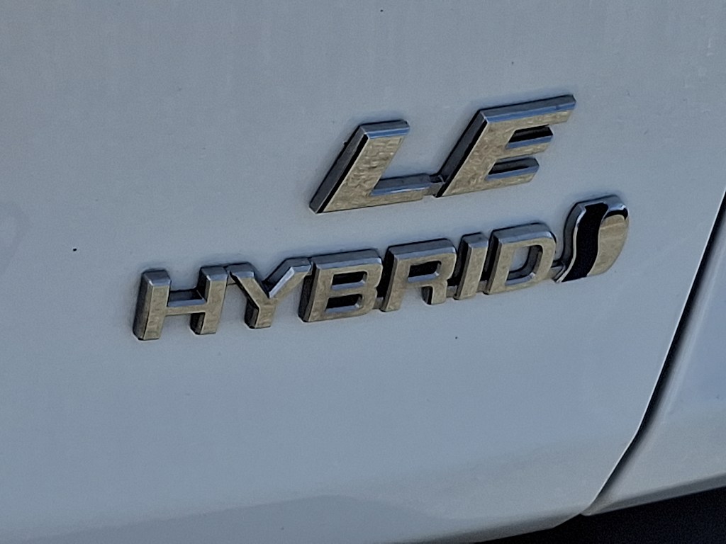 Thumbnail: 2021 Toyota RAV4 - 29