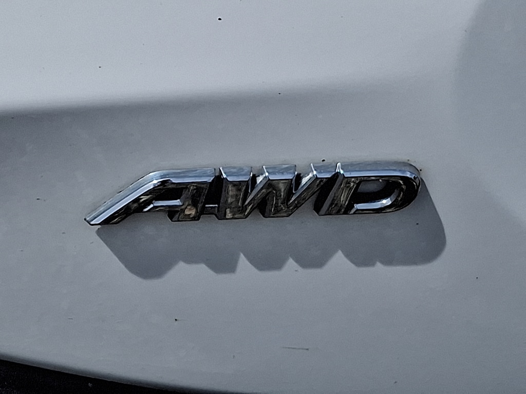 Thumbnail: 2021 Toyota RAV4 - 30