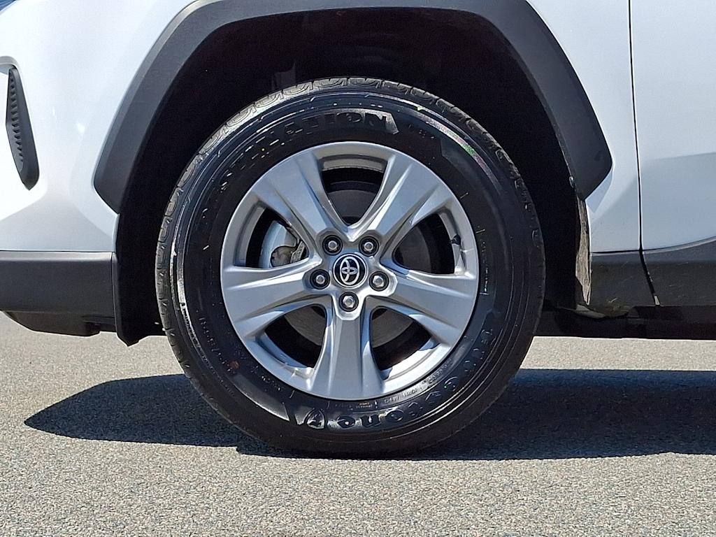 Thumbnail: 2025 Toyota RAV4 - 8