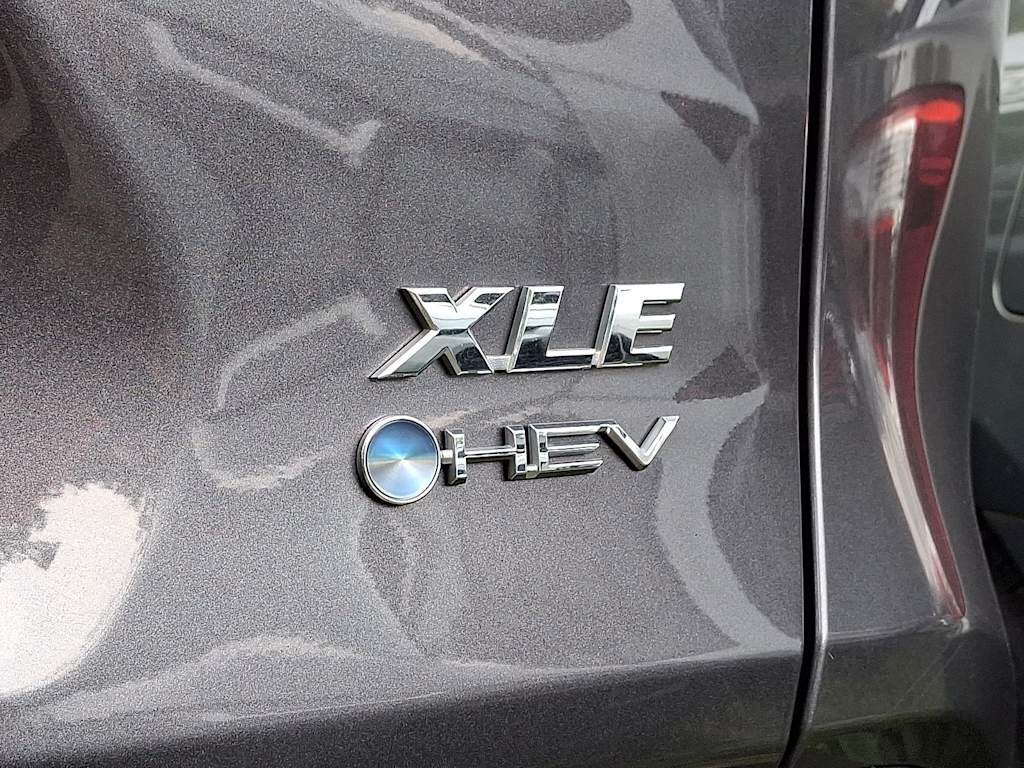 Thumbnail: 2025 Toyota RAV4 - 7