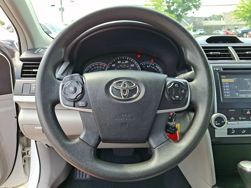 Thumbnail: 2014 Toyota Camry - 9