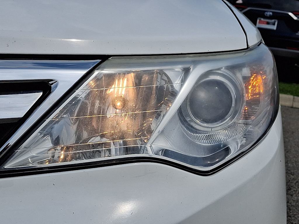 Thumbnail: 2014 Toyota Camry - 20