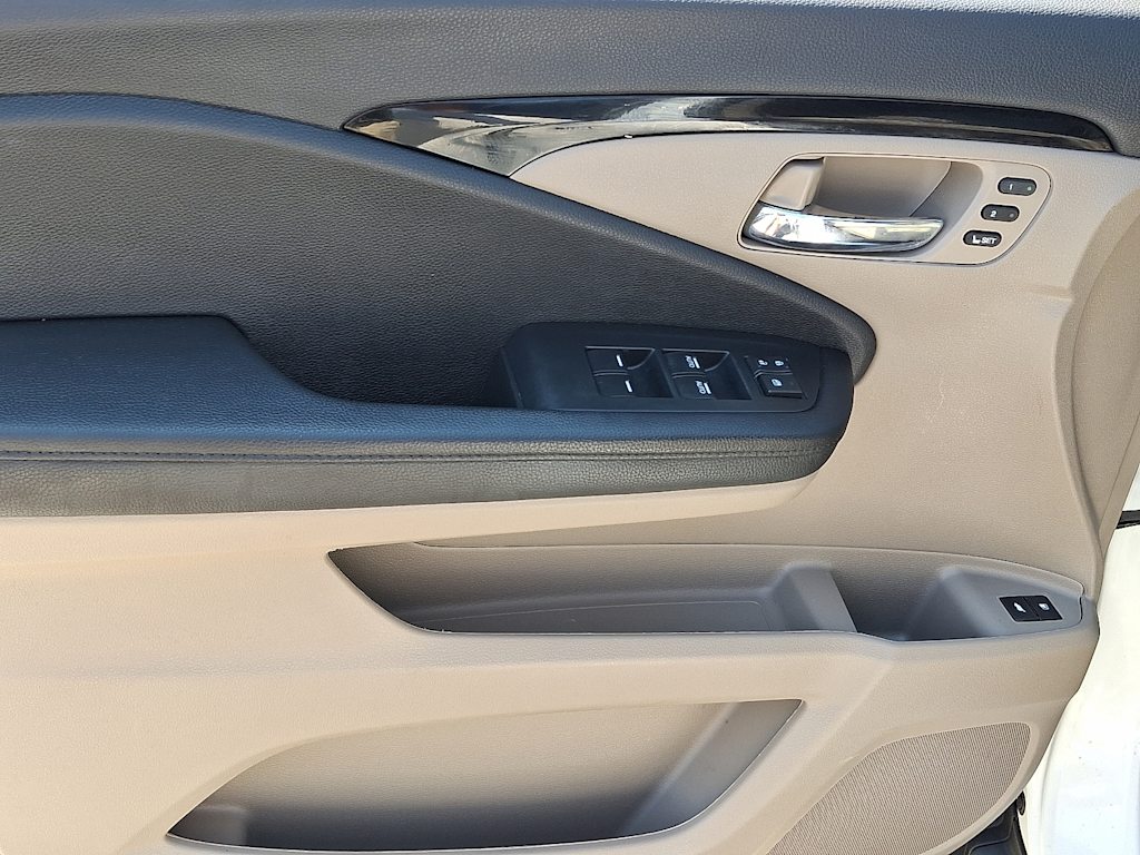 Thumbnail: 2022 Honda Pilot - 23
