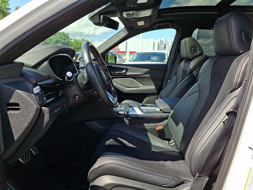 Thumbnail: 2023 Acura MDX - 10