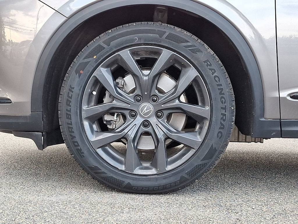 Thumbnail: 2023 Acura MDX - 8