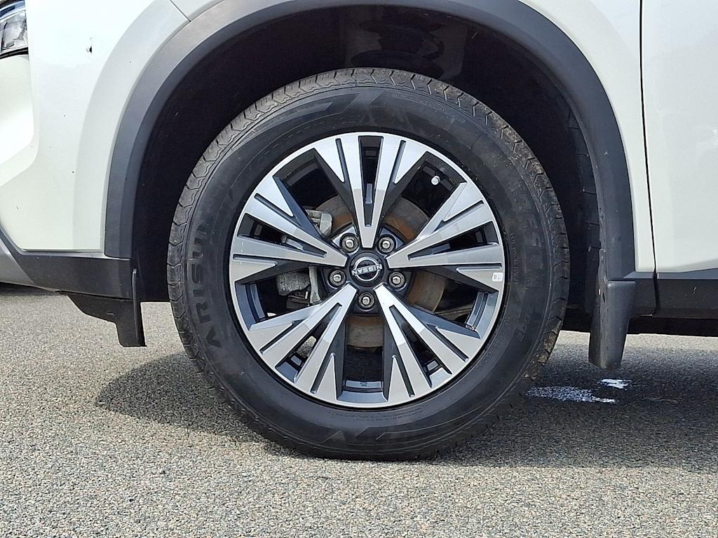 Thumbnail: 2023 Nissan Rogue - 8