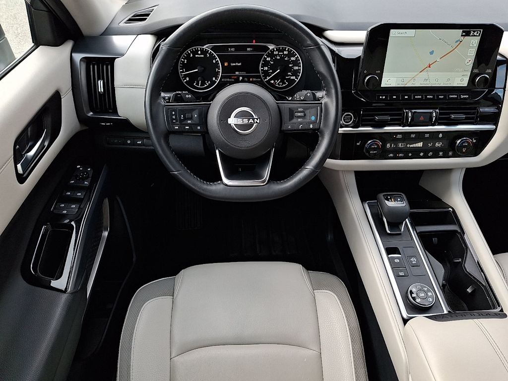 Thumbnail: 2023 Nissan Pathfinder - 2
