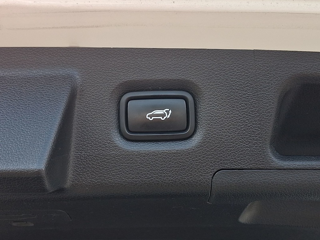 Thumbnail: 2022 Hyundai Santa Fe - 32