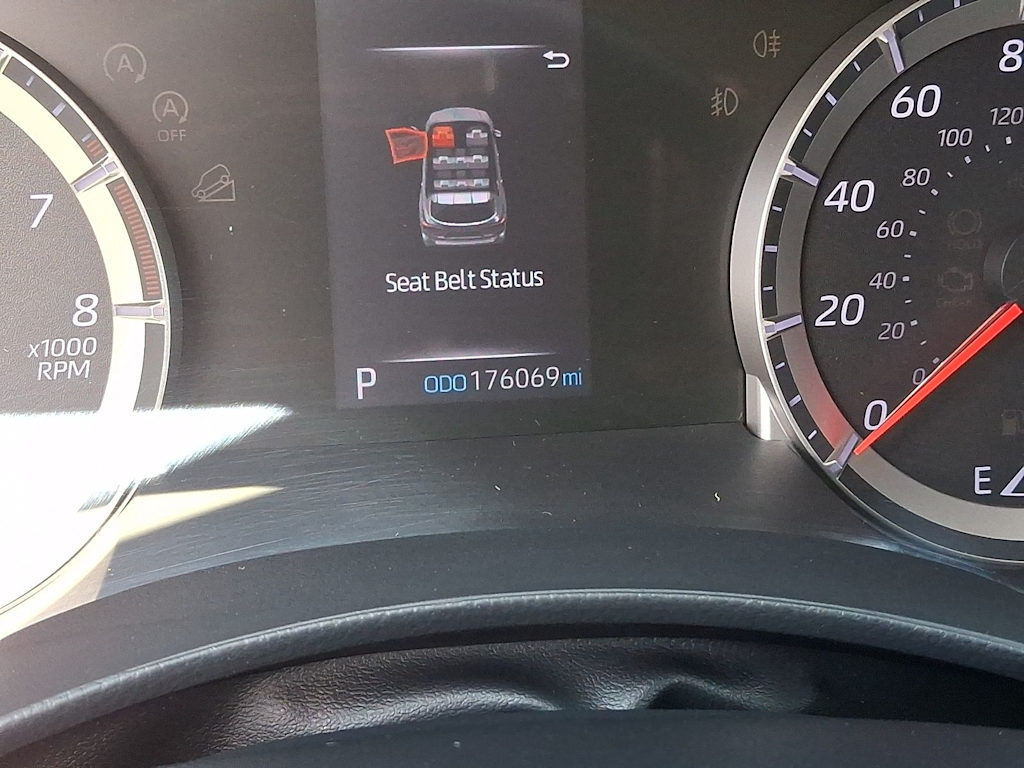 Thumbnail: 2020 Toyota Highlander - 14