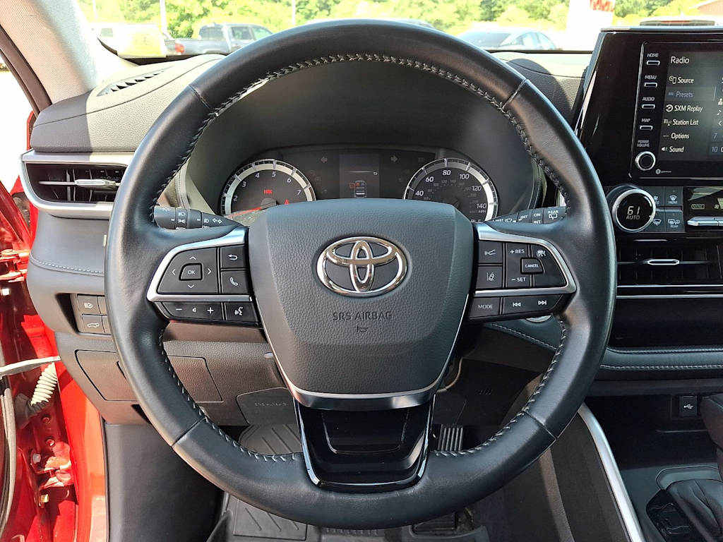 Thumbnail: 2020 Toyota Highlander - 9