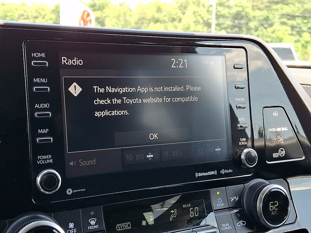 Thumbnail: 2020 Toyota Highlander - 24