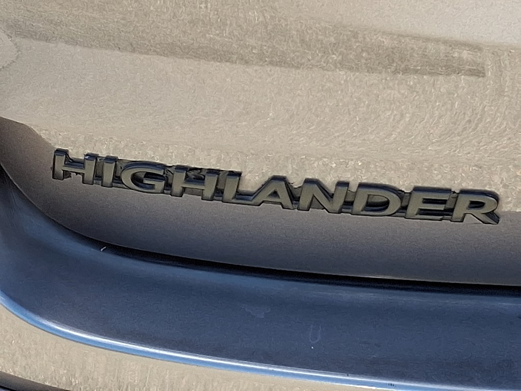 Thumbnail: 2019 Toyota Highlander - 29