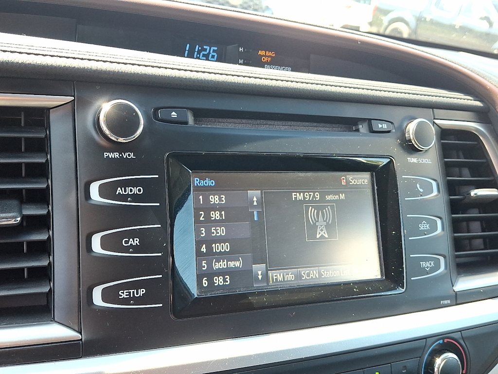 Thumbnail: 2019 Toyota Highlander - 11