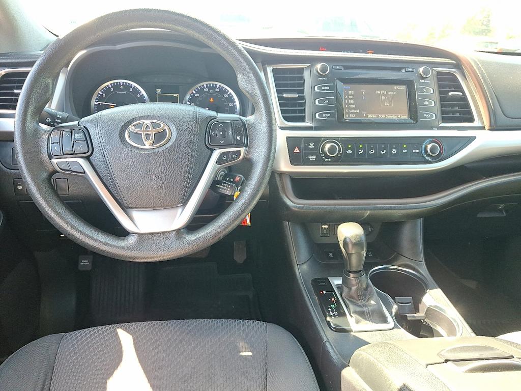 Thumbnail: 2019 Toyota Highlander - 2