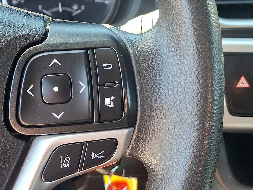 Thumbnail: 2019 Toyota Highlander - 26