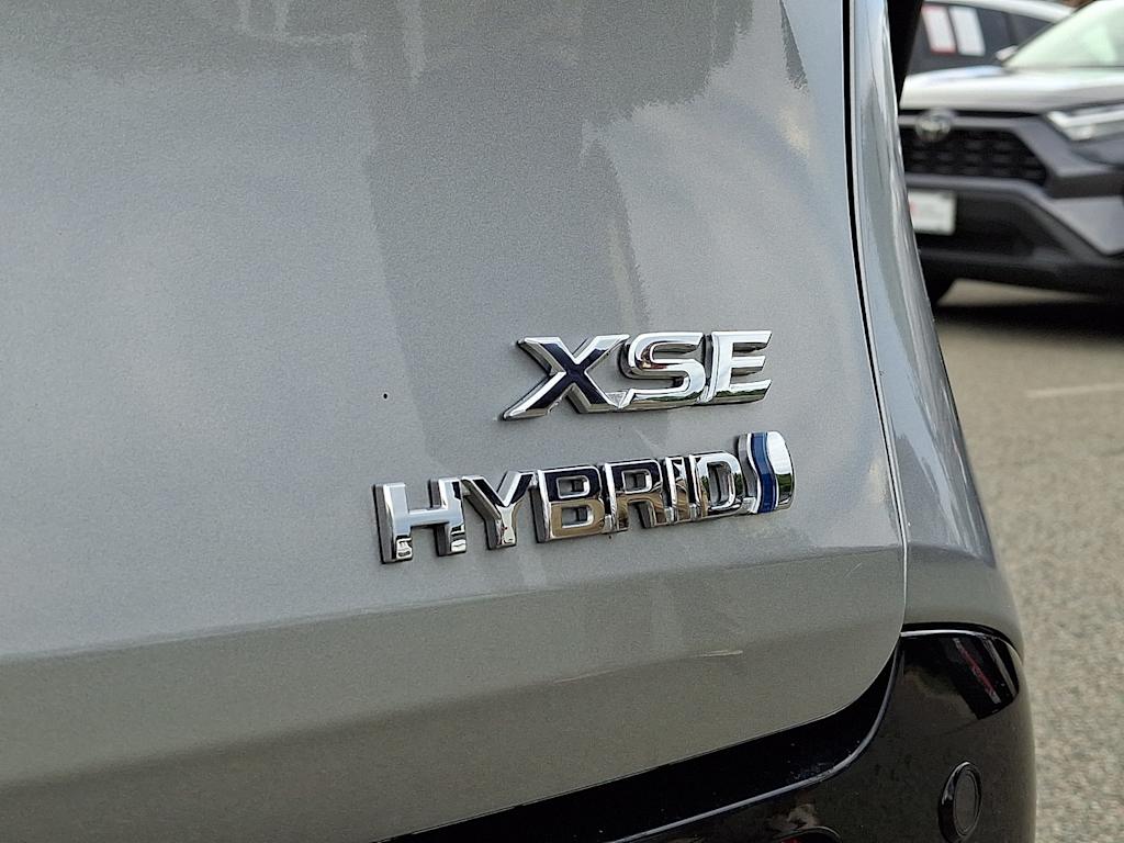 Thumbnail: 2023 Toyota Sienna - 34