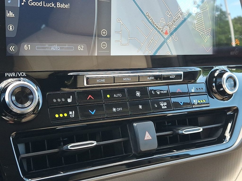 Thumbnail: 2020 Toyota Highlander - 12