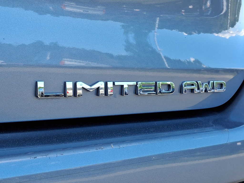 Thumbnail: 2020 Toyota Highlander - 7