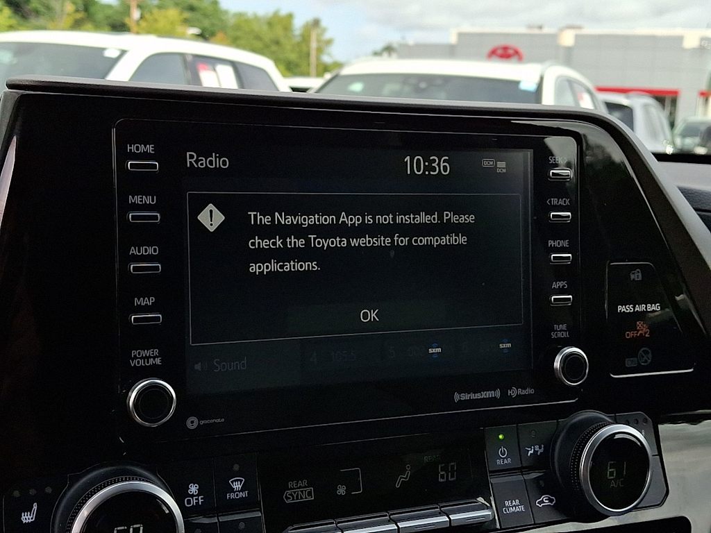 Thumbnail: 2021 Toyota Highlander - 24