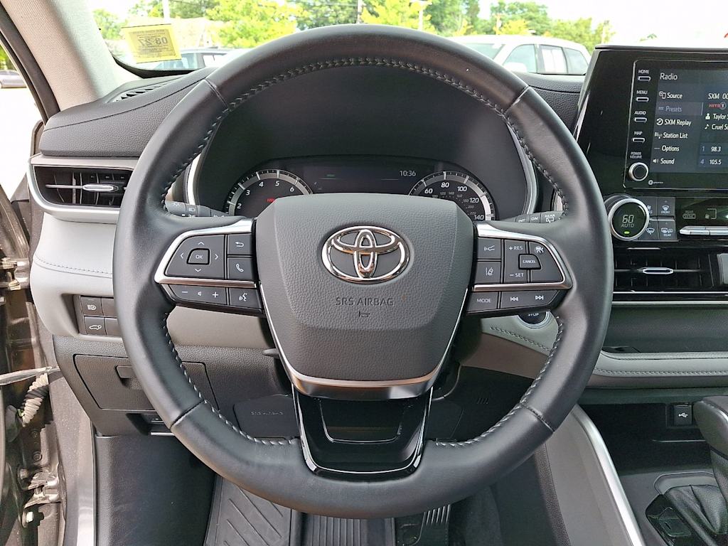 Thumbnail: 2021 Toyota Highlander - 9