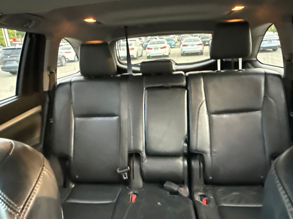 Thumbnail: 2016 Toyota Highlander - 8